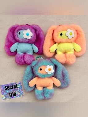 CJ Hendry JUJU World Hong Kong Secret Trio 3 Plush + Tins Exclusive